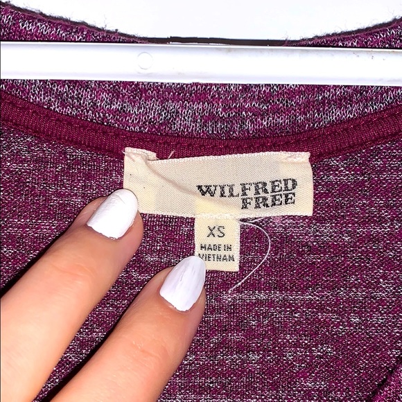 Aritizia purple top - Picture 3 of 4